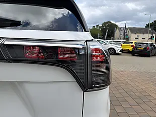 Used 2023 Suzuki S-Cross Motion White - Interior and Exterior details 19