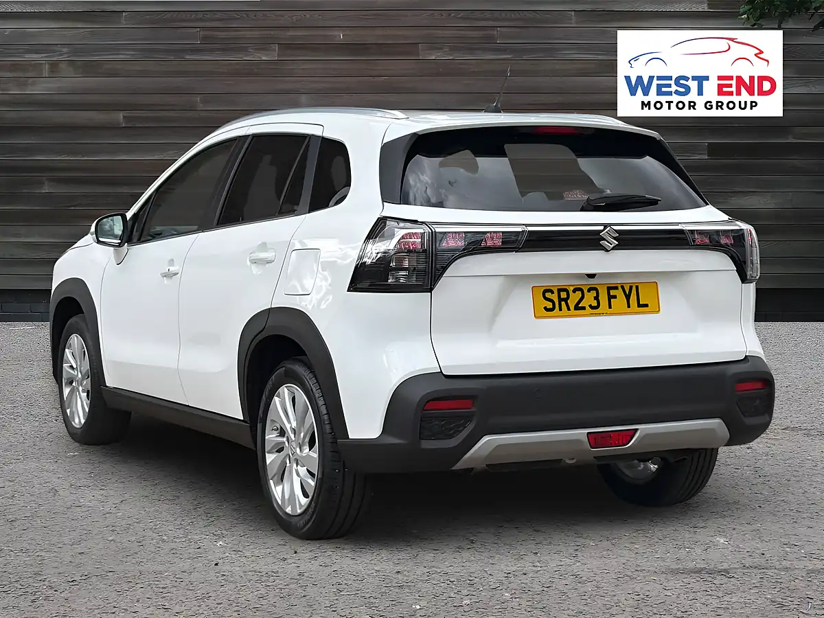 Used 2023 Suzuki S-Cross Motion White - Interior and Exterior details 3