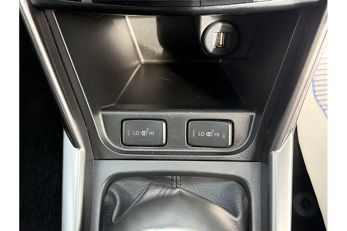 Used 2023 Suzuki S-Cross Motion White - Interior and Exterior details 19