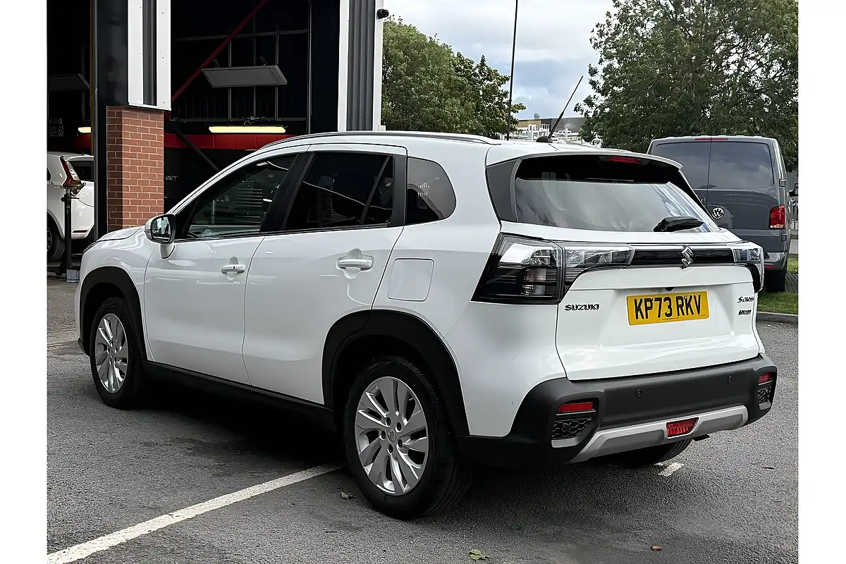 Used 2023 Suzuki S-Cross Motion White - Interior and Exterior details 2