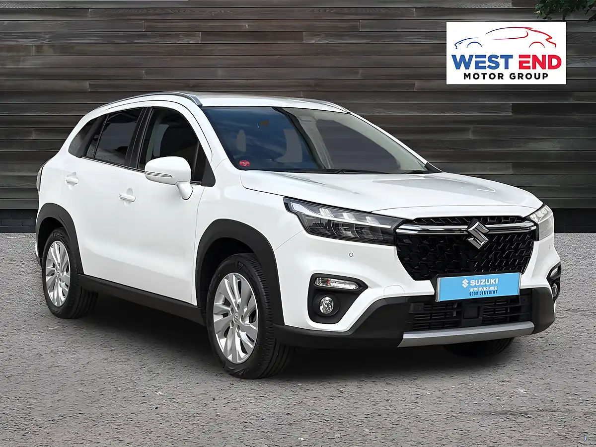 Used 2023 Suzuki S-Cross Motion White - Front View
