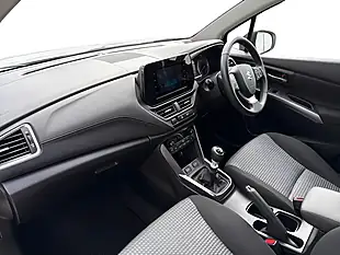 Used 2023 Suzuki S-Cross Motion White - Interior and Exterior details 12