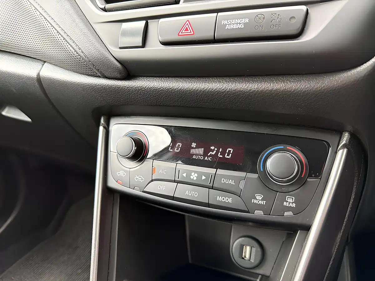 Used 2023 Suzuki S-Cross Motion White - Interior and Exterior details 14