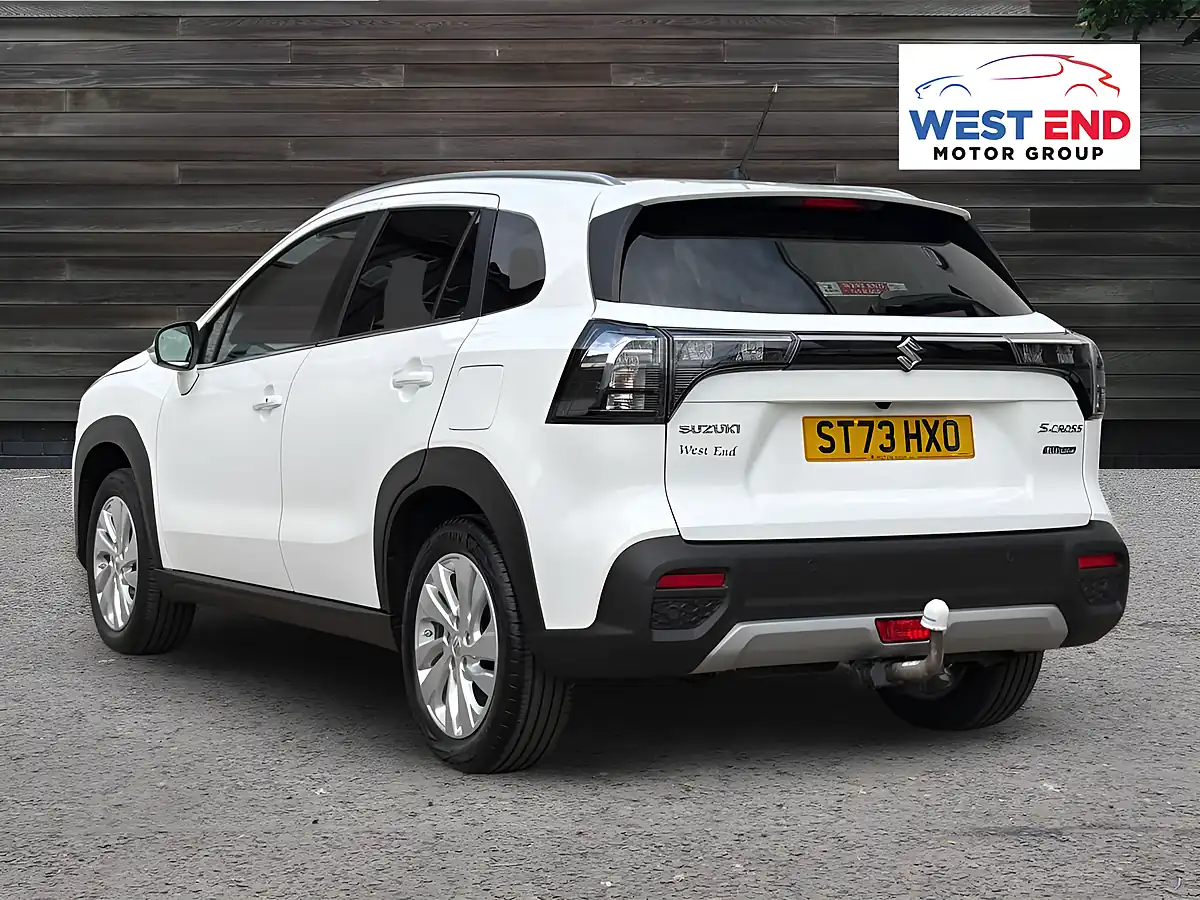 Used 2023 Suzuki S-Cross Motion White - Interior and Exterior details 3