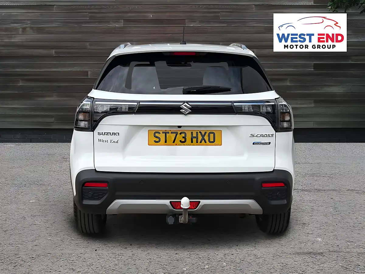 Used 2023 Suzuki S-Cross Motion White - Interior and Exterior details 4