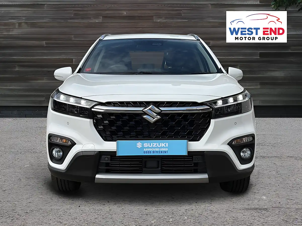 Used 2023 Suzuki S-Cross Motion White - Interior and Exterior details 6