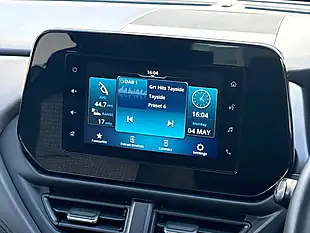 Used 2023 Suzuki S-Cross Motion White - Interior and Exterior details 18