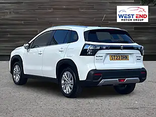 Used 2023 Suzuki S-Cross Motion White - Interior and Exterior details 3