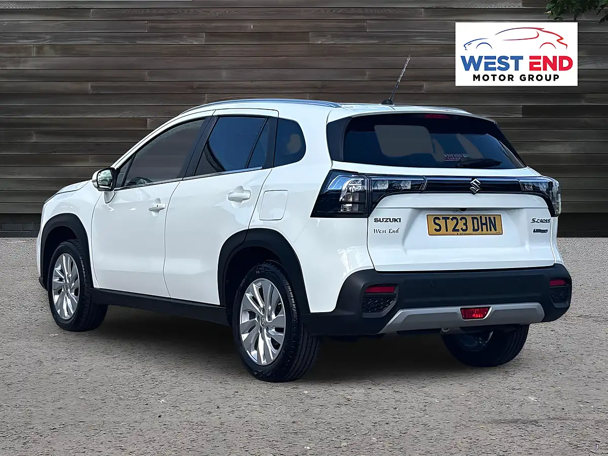 Used 2023 Suzuki S-Cross Motion White - Interior and Exterior details 3