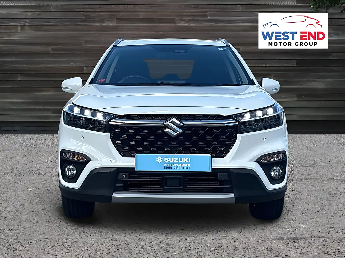 Used 2023 Suzuki S-Cross Motion White - Interior and Exterior details 6
