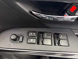 Used 2023 Suzuki S-Cross Ultra White - Interior and Exterior details 16