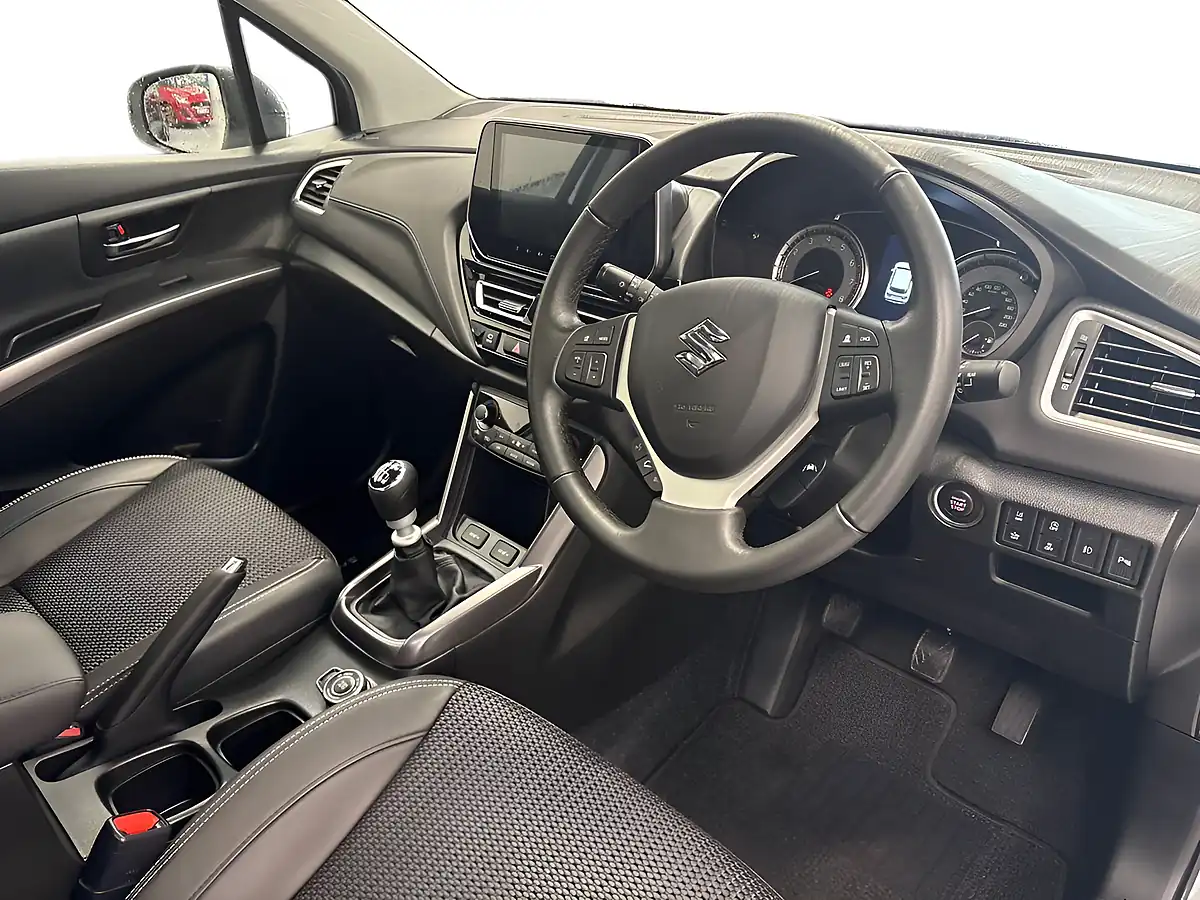 Used 2023 Suzuki S-Cross Ultra White - Interior and Exterior details 8