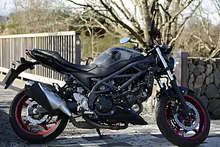 Used 2023 Suzuki SV650 Euro 5 Black - Interior and Exterior details 3