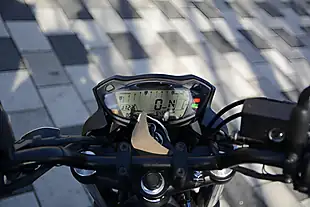 Used 2023 Suzuki SV650 Euro 5 Black - Interior and Exterior details 9