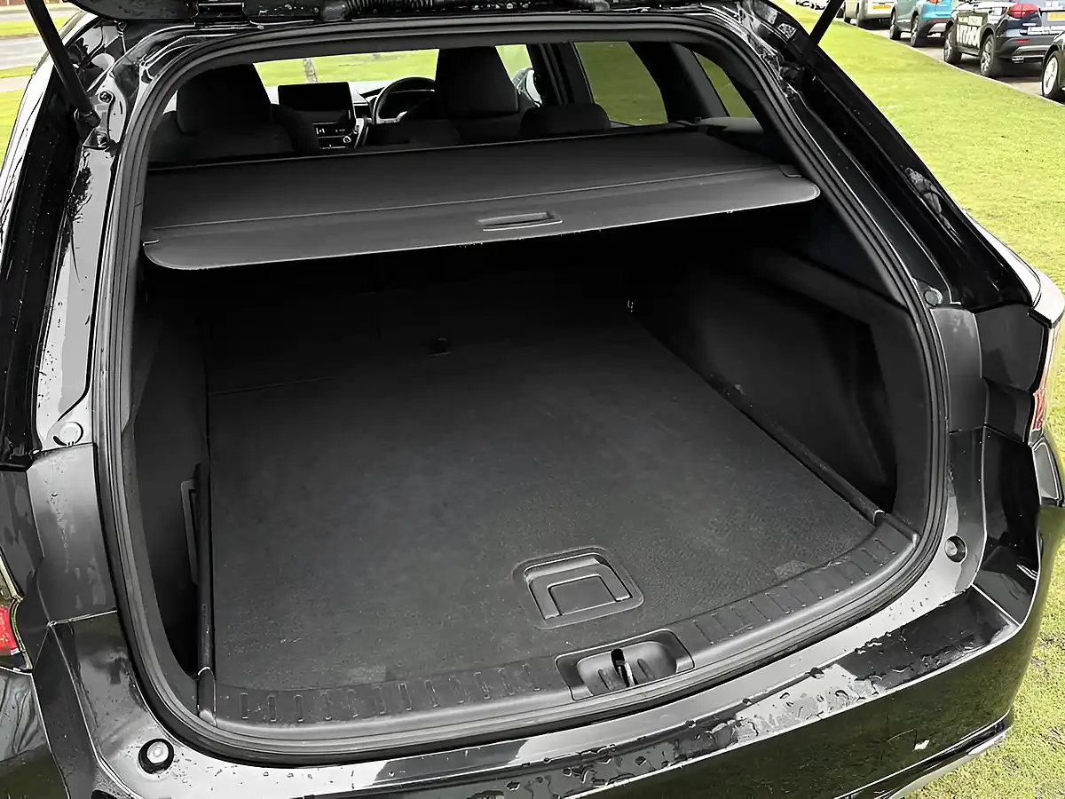 Used 2023 Suzuki Swace Motion Black - Interior and Exterior details 12