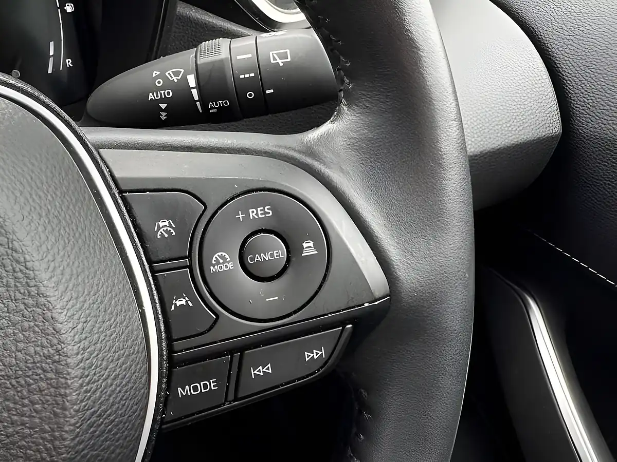 Used 2023 Suzuki Swace Motion Black - Interior and Exterior details 18
