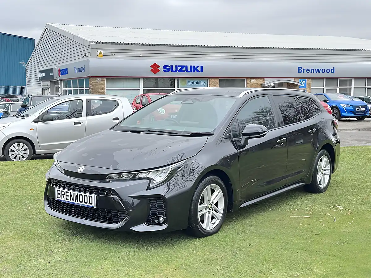 Used 2023 Suzuki Swace Motion Black - Interior and Exterior details 4