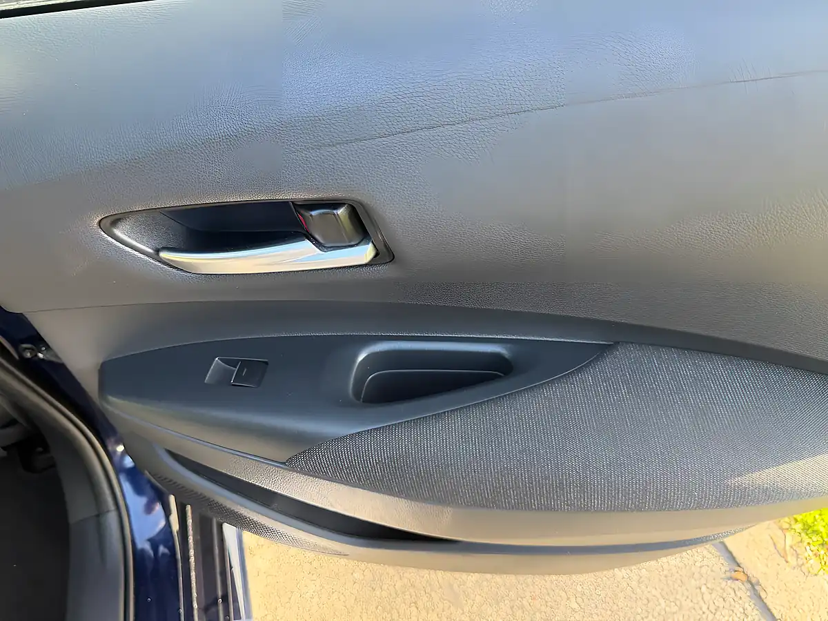 Used 2023 Suzuki Swace Motion Blue - Interior and Exterior details 18