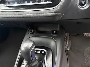 Used 2023 Suzuki Swace Motion White - Interior and Exterior details 17