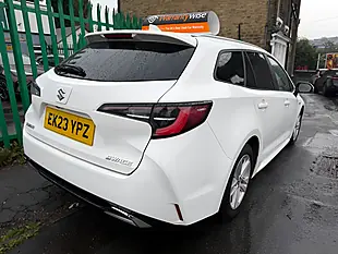 Used 2023 Suzuki Swace Motion White - Interior and Exterior details 3