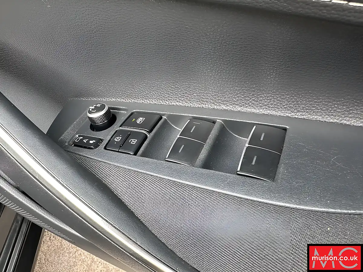 Used 2023 Suzuki Swace Sz-T Black - Interior and Exterior details 20