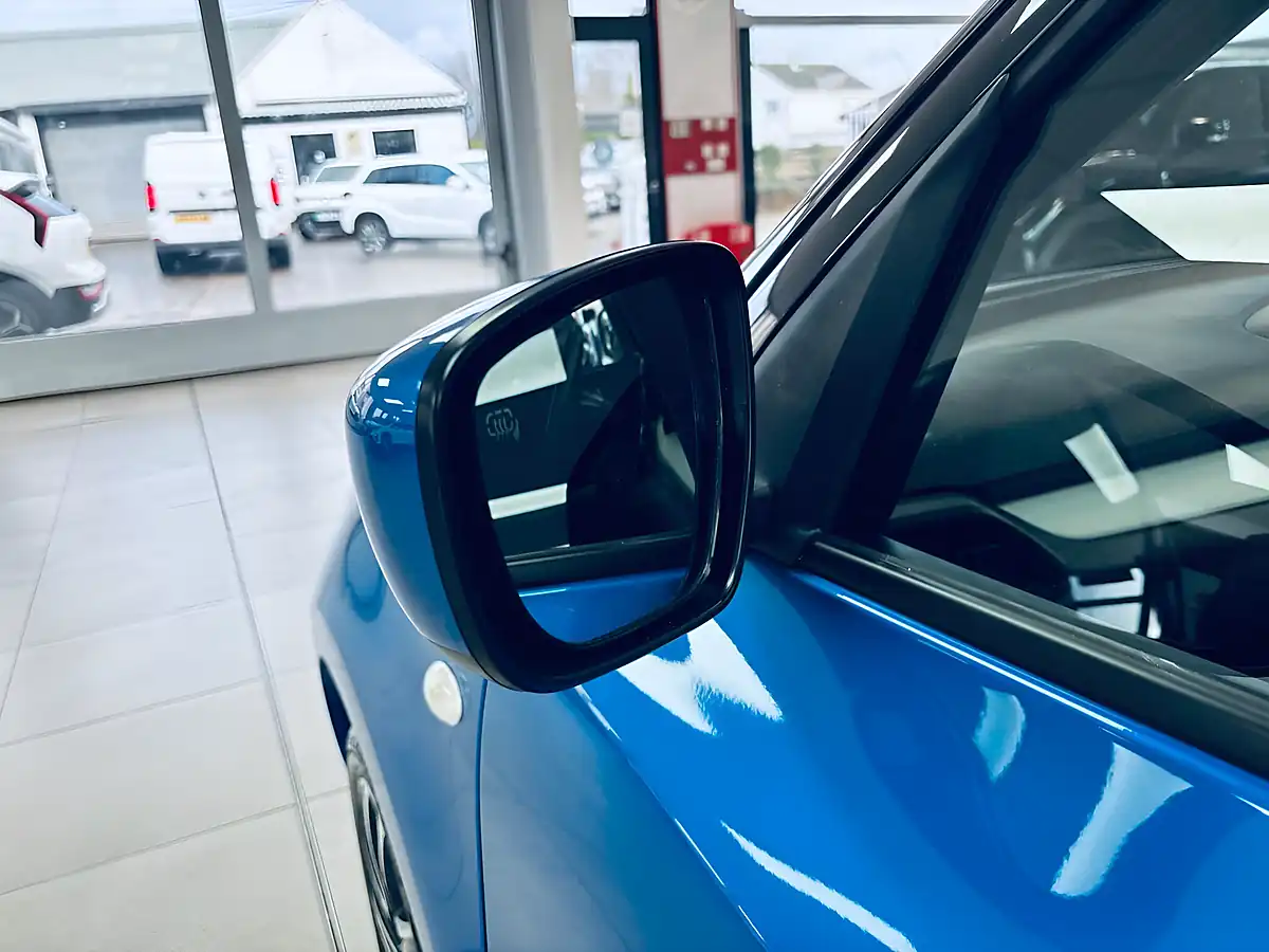 Used 2023 Suzuki Swift Sz-L Blue - Interior and Exterior details 15