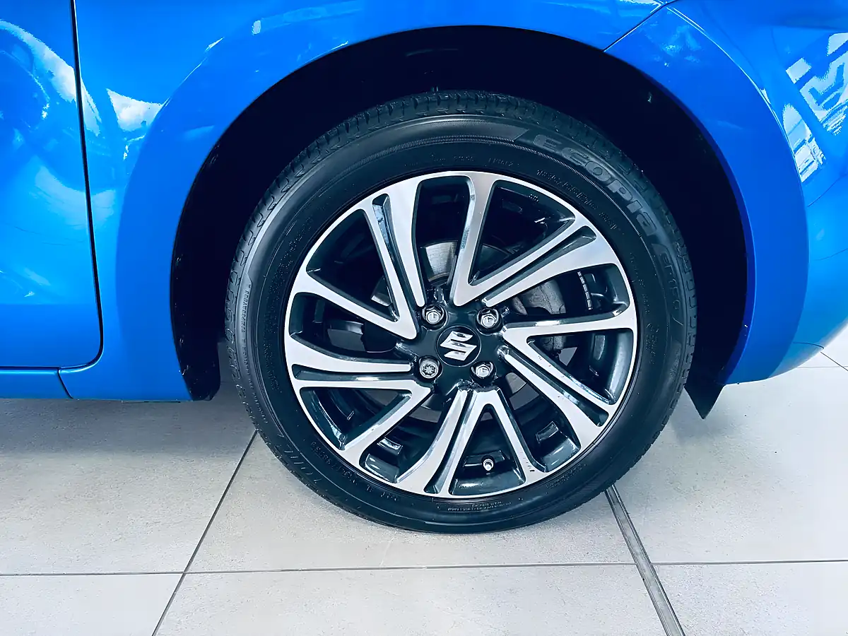 Used 2023 Suzuki Swift Sz-L Blue - Interior and Exterior details 8