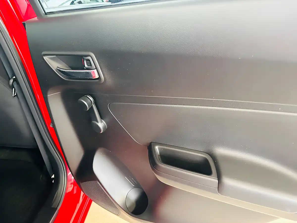 Used 2023 Suzuki Swift Sz-L Red - Interior and Exterior details 14