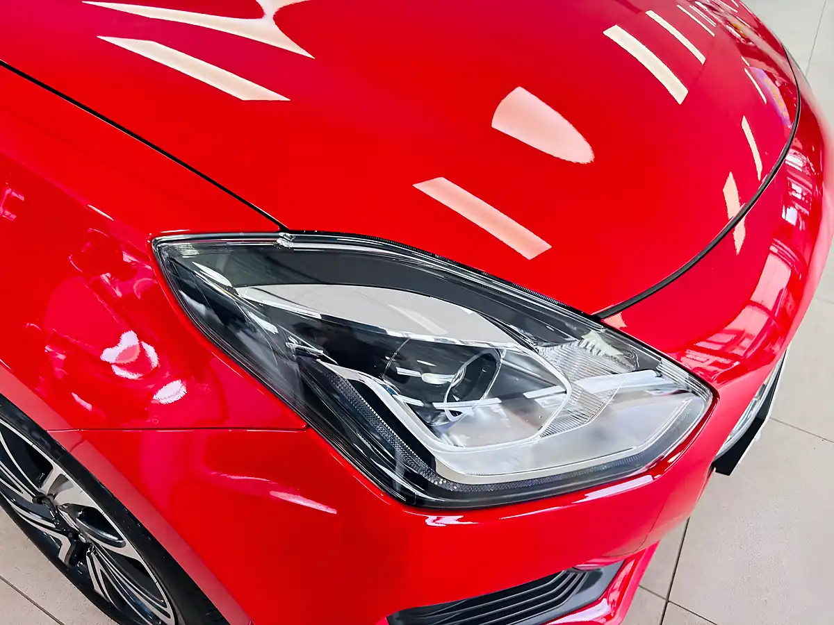 Used 2023 Suzuki Swift Sz-L Red - Interior and Exterior details 9