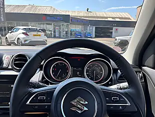 Used 2023 Suzuki Swift Sz-L Silver - Interior and Exterior details 17