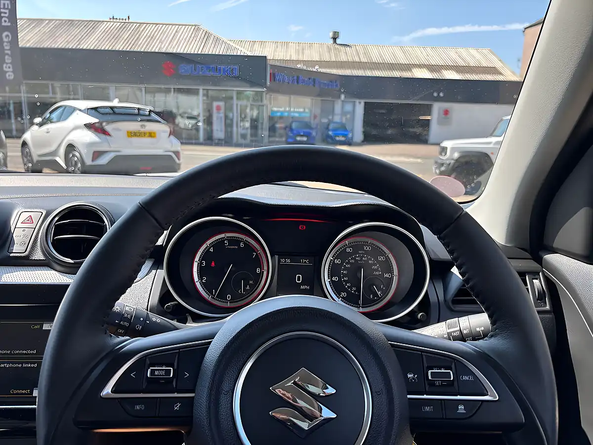 Used 2023 Suzuki Swift Sz-L Silver - Interior and Exterior details 17