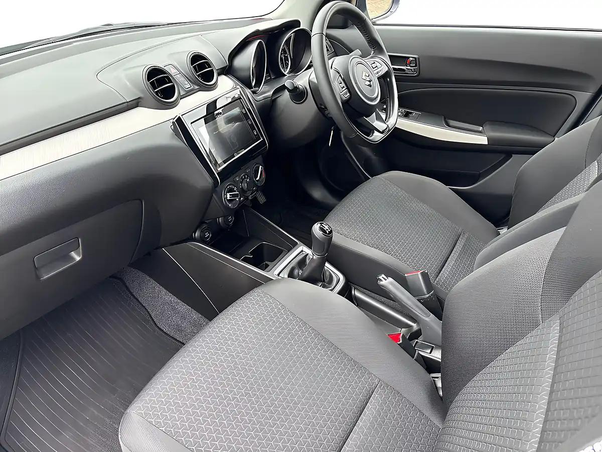 Used 2023 Suzuki Swift Sz-L White - Interior and Exterior details 12