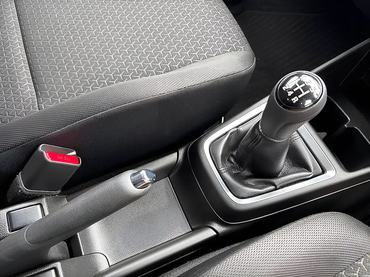 Used 2023 Suzuki Swift Sz-L White - Interior and Exterior details 13