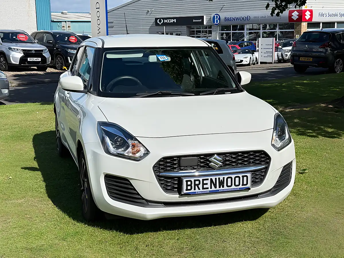 Used 2023 Suzuki Swift Sz-L White - Interior and Exterior details 2