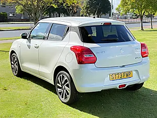 Used 2023 Suzuki Swift Sz-L White - Interior and Exterior details 4