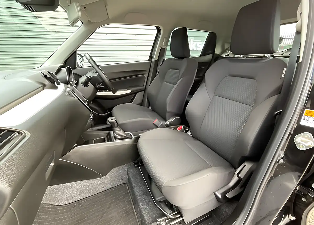 Used 2023 Suzuki Swift Sz-T Black - Interior and Exterior details 11