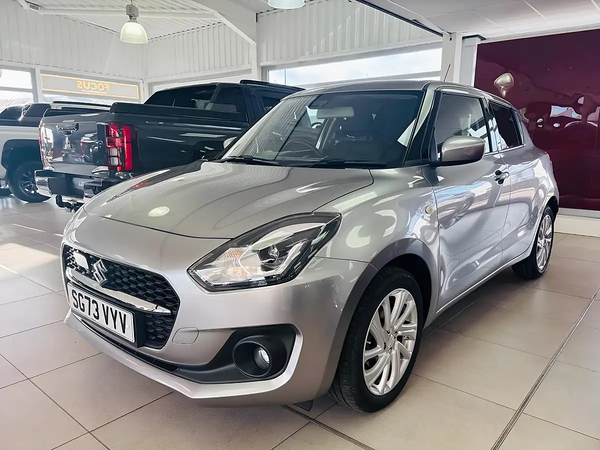 Used 2023 Suzuki Swift Sz-T Silver - Interior and Exterior details 3