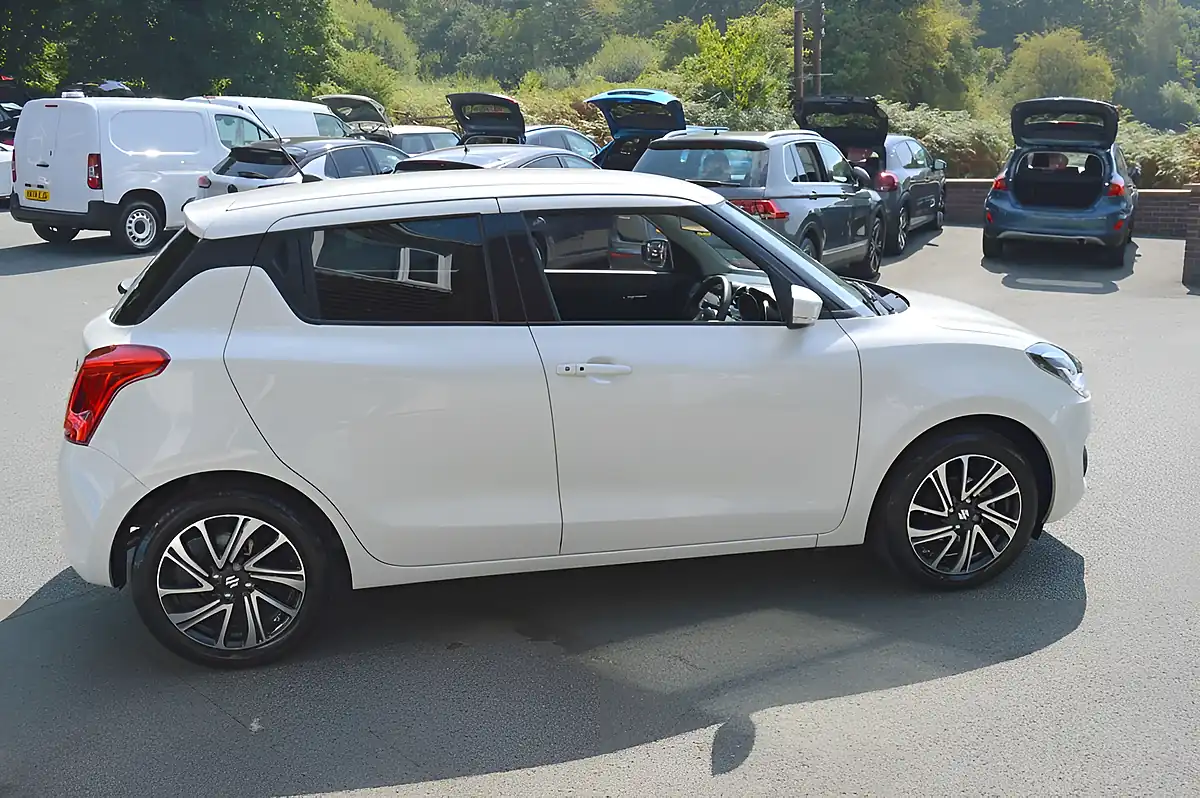 Used 2023 Suzuki Swift SZ5 White - Interior and Exterior details 10