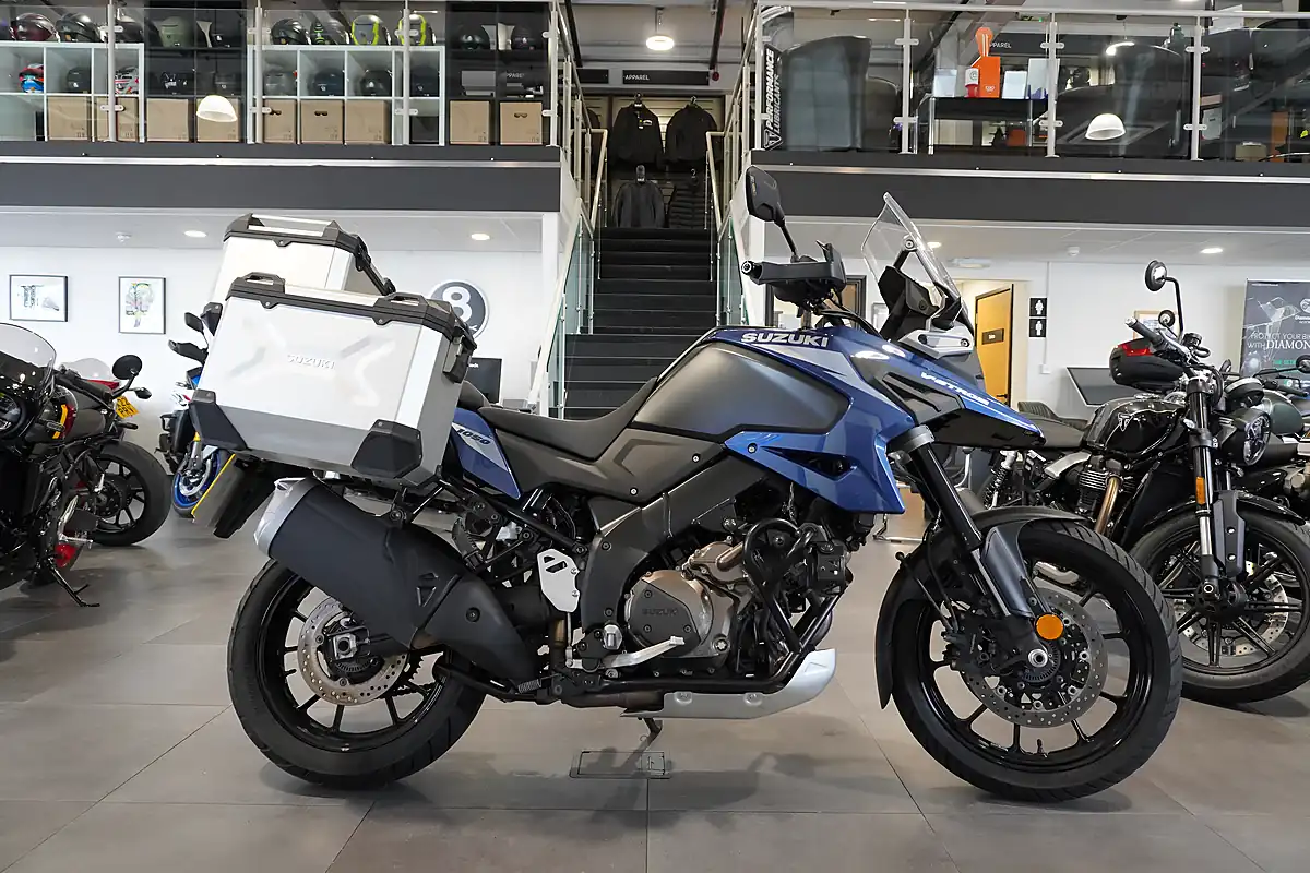 Used 2023 Suzuki V-Strom 1050 Blue Metallic - Front View