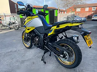 Used 2023 Suzuki V-Strom 1050DE Pre-Registered Yellow - Interior and Exterior details 4