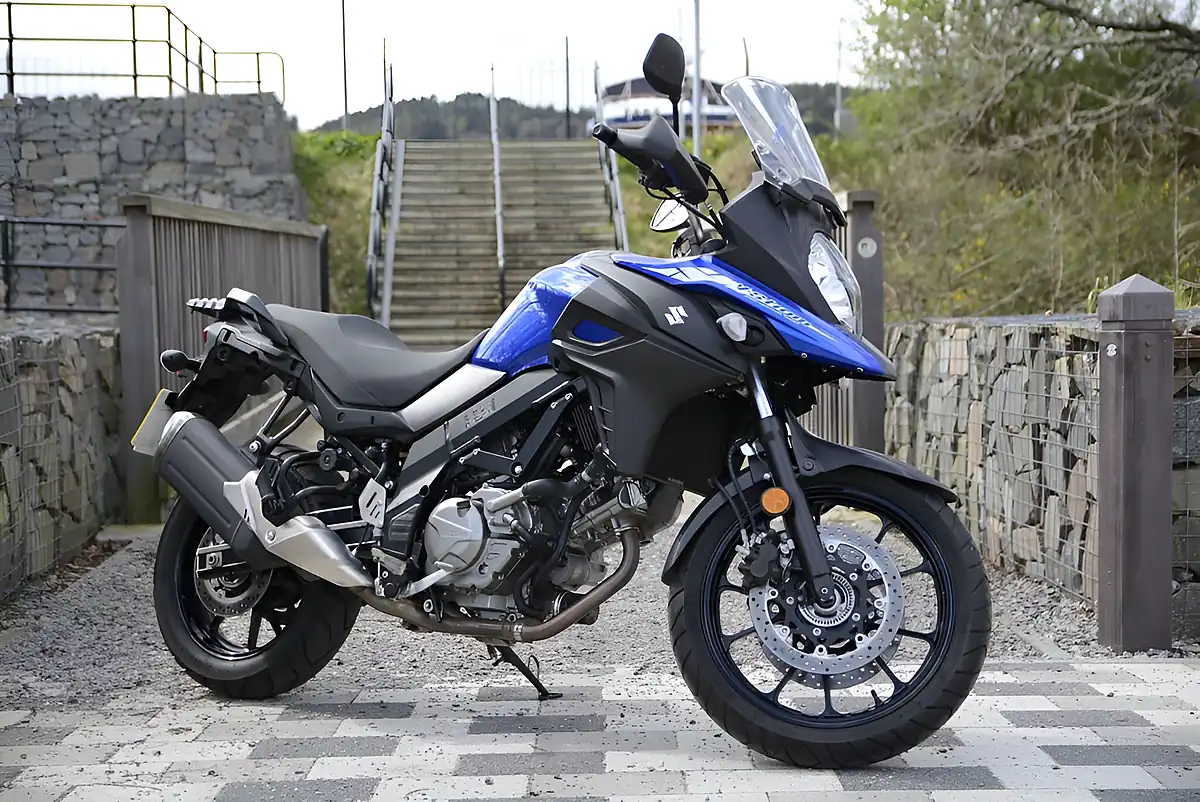 Used 2023 Suzuki V-Strom 650 Euro 5 Blue - Front View