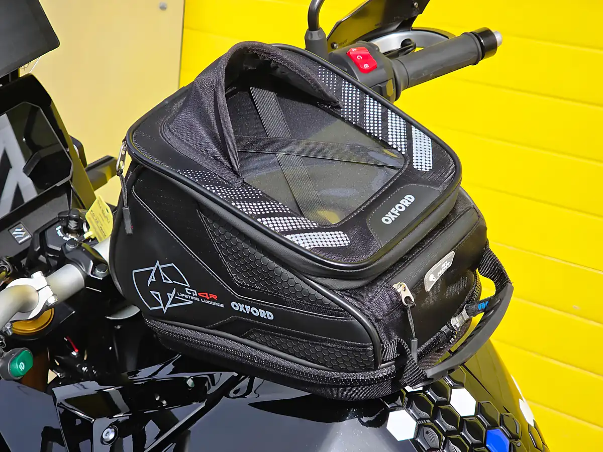 Used 2023 Suzuki V-Strom 800 De Black - Interior and Exterior details 19