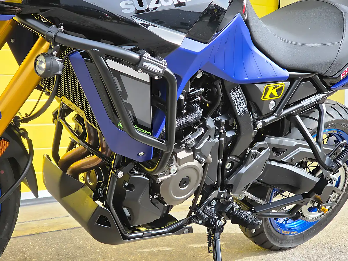 Used 2023 Suzuki V-Strom 800 De Black - Interior and Exterior details 20