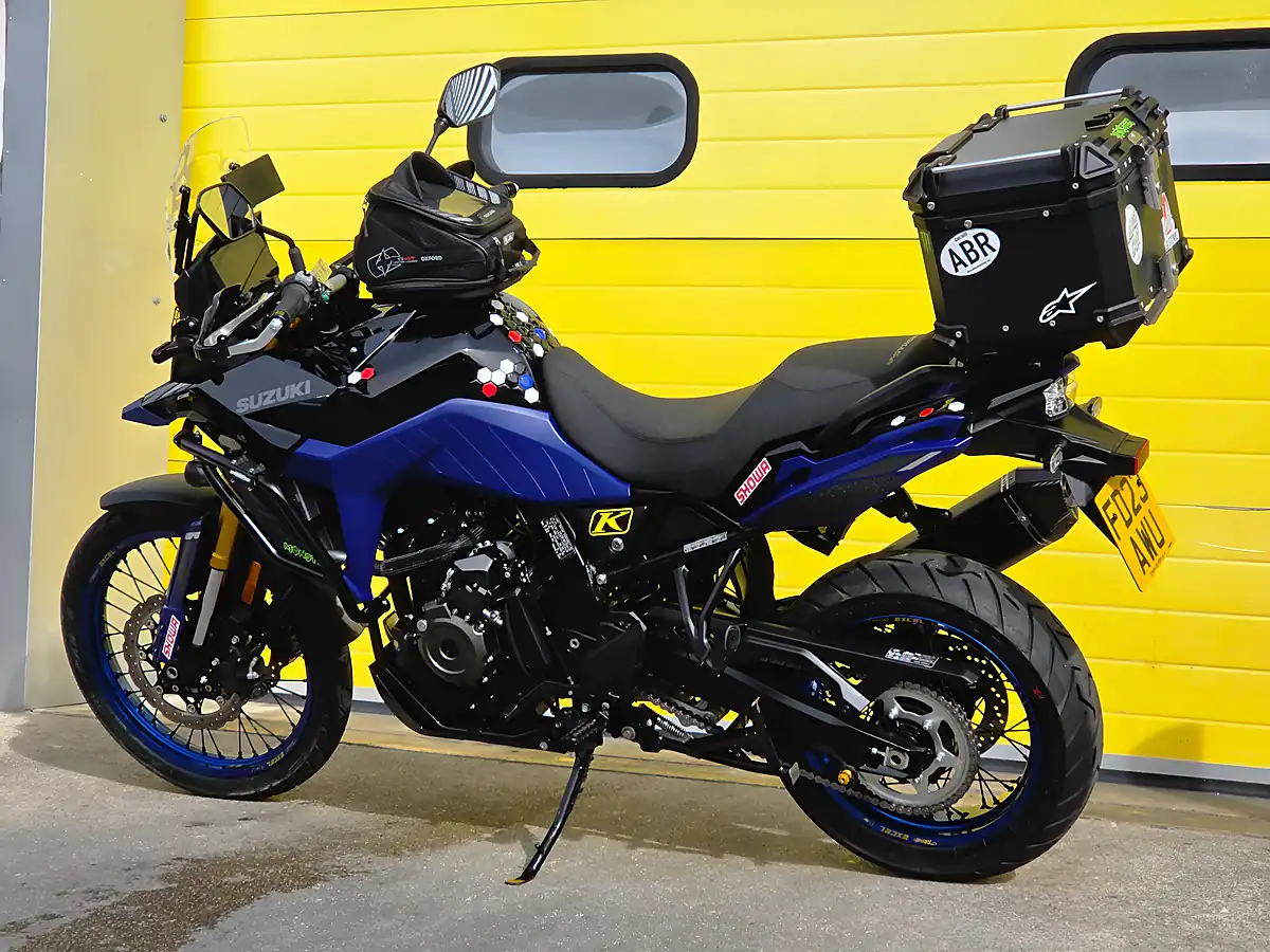 Used 2023 Suzuki V-Strom 800 De Black - Interior and Exterior details 5