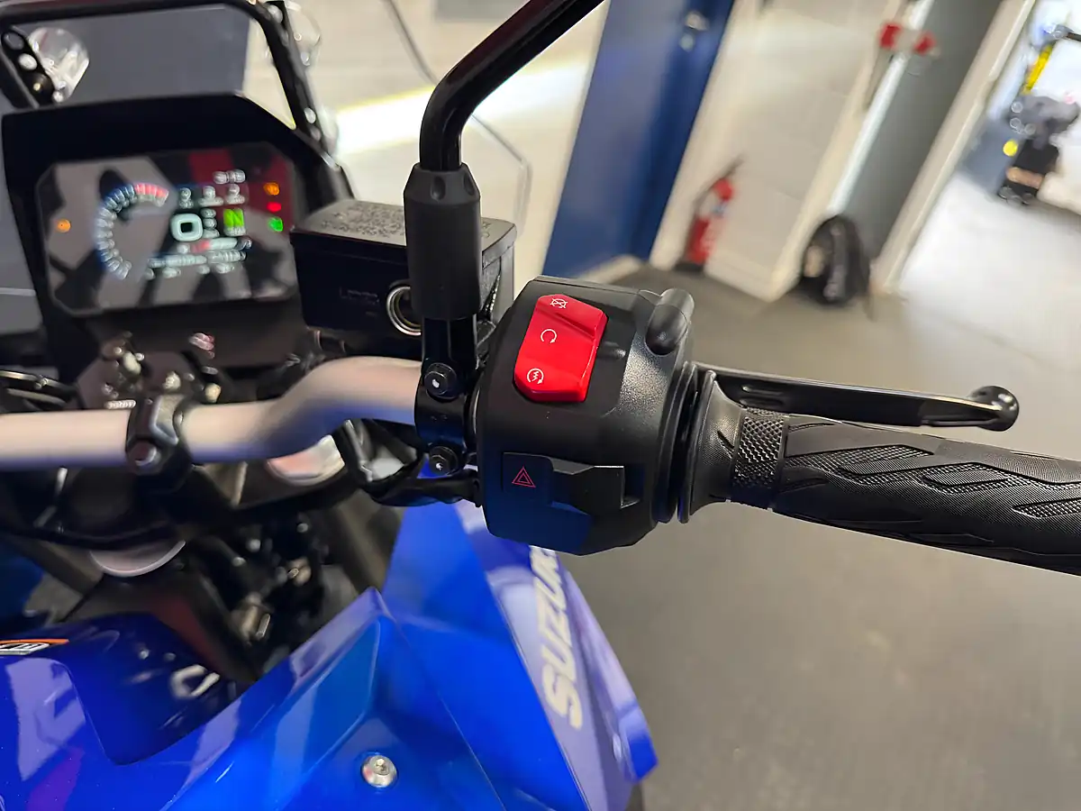 Used 2023 Suzuki V-Strom - Interior and Exterior details 13