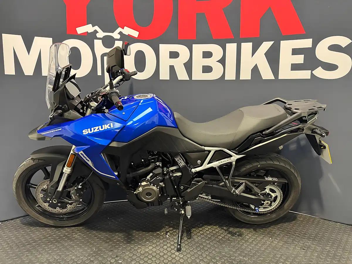 Used 2023 Suzuki V-Strom - Interior and Exterior details 4