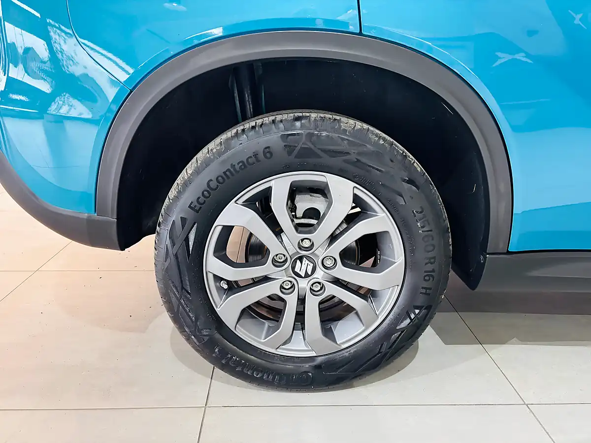 Used 2023 Suzuki Vitara Go Blue - Interior and Exterior details 14