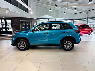 Used 2023 Suzuki Vitara Go Blue - Interior and Exterior details 6