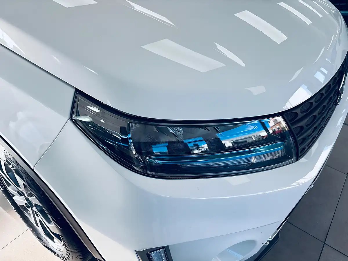 Used 2023 Suzuki Vitara Go White - Interior and Exterior details 11