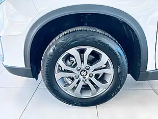 Used 2023 Suzuki Vitara Go White - Interior and Exterior details 16